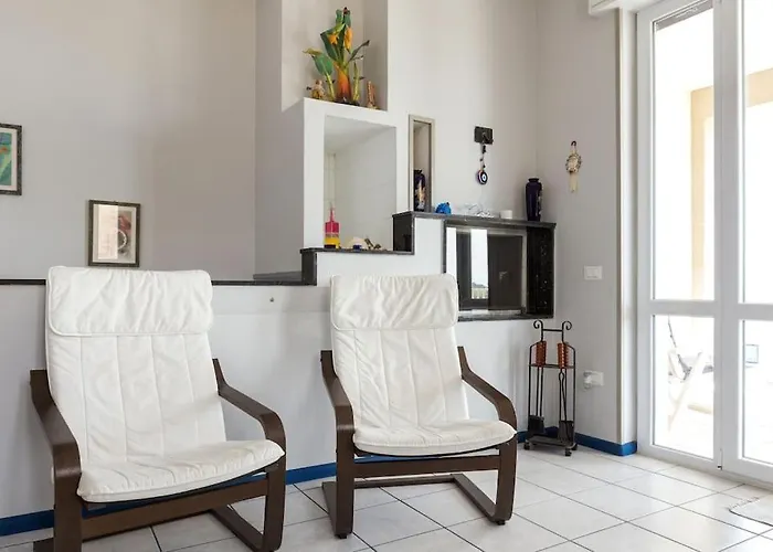 度假居 La Casa Sul Mare 巴尼阿尼奥内